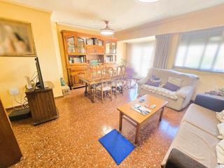Appartement à Zona la Ermita. Piso en venta en torrent