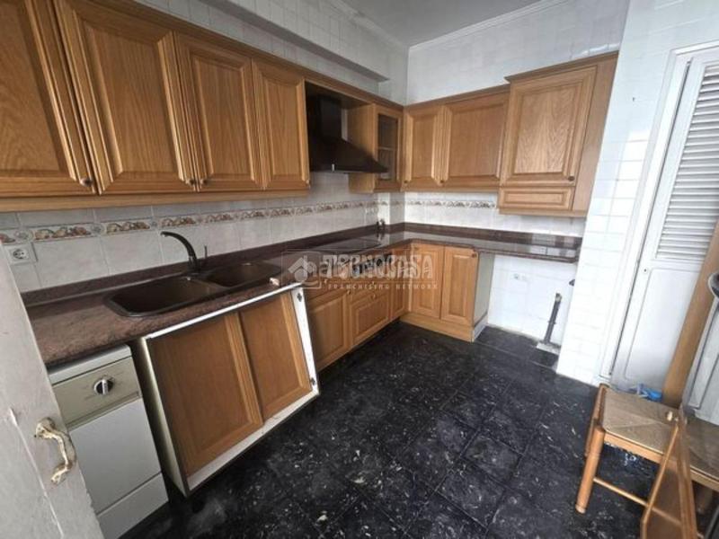 Foto f0b4bc67-83d7-489c-82f2-b48bb8fe6d63. Piso  en venta en torrent en Alaquàs