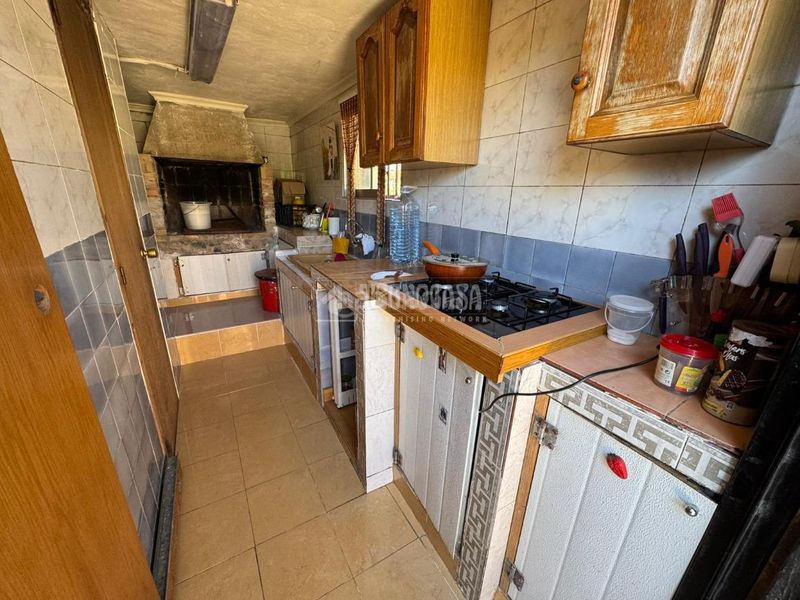 Foto 9a70ca66-a692-40e5-996b-c928393a5807. Casa amb aparcament piscina a Montroi / Montroy