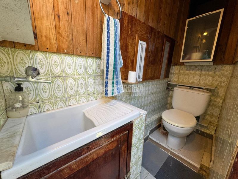 Foto ff05cc4a-0bd4-4abf-bd3d-f094326351a0. Casa amb aparcament piscina a Montroi / Montroy