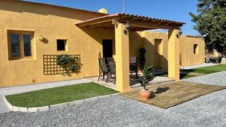 Masia a Los barrancones 1. Finca con cortijo renovado en las afueras de somontín, a tan sol