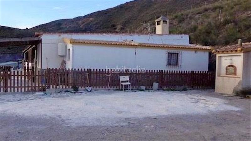Foto e2637bca-4ab8-45cd-b48f-3f27593ccb4c. Masía en el fas casa de campo con 11 hectáreas vivienda, naves, agua, luz y gran potencial agrícola o turístico en Cantoria