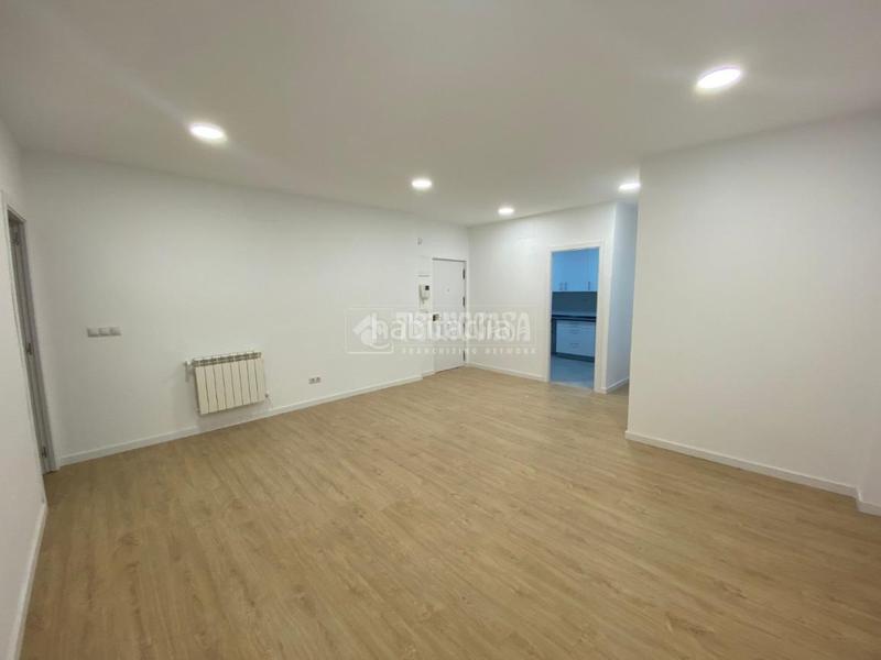Foto a6e4afba-3e83-4e0b-a109-64f6db571467. Piso  en venta en Ensanche Alcobendas