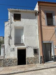 Maison jumelée à Medranda. Casa en venta en medranda