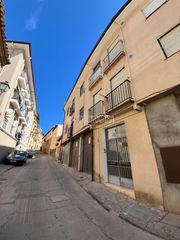 Flat in Brihuega. Piso en venta en brihuega