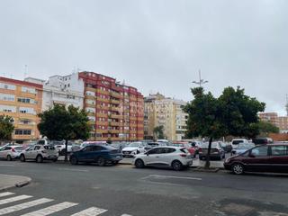 Pis a Isla Chica. Piso en venta en huelva