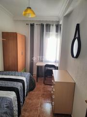 Miete Etagenwohnung in Isla Chica. Piso en alquiler en huelva