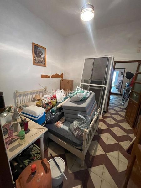Foto e039c67a-9d82-4f6d-9149-4ccfd5a7603b. Casa aparellada a Isla Chica Huelva