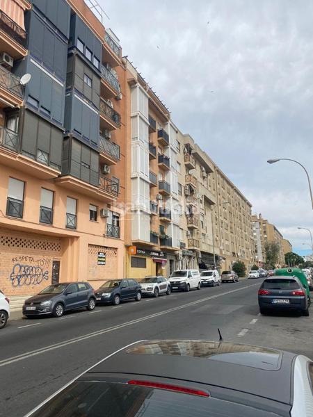 Foto dacdfe9c-90ee-4fef-bde8-11e2fa1a609e. Parking voiture dans Isla Chica Huelva