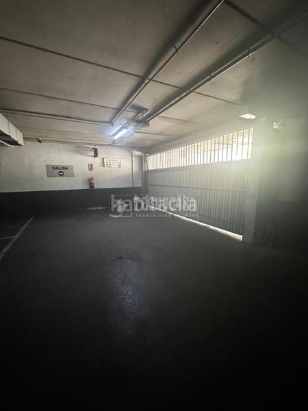 Foto 324d2a77-3a01-483a-97e6-657987a758c2. Autoparkplatz in Centro Fuenlabrada