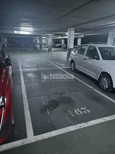 Foto eb473d03-3c49-4171-ba27-67d6da91d2d2. Autoparkplatz in Centro Fuenlabrada