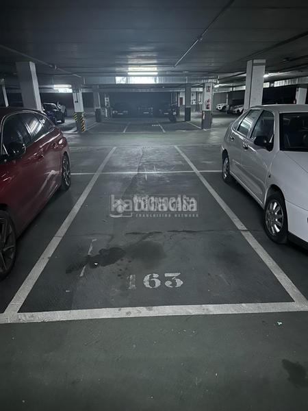 Foto fff67951-b76b-413d-bf98-c83e4603b8b7. Autoparkplatz in Centro Fuenlabrada
