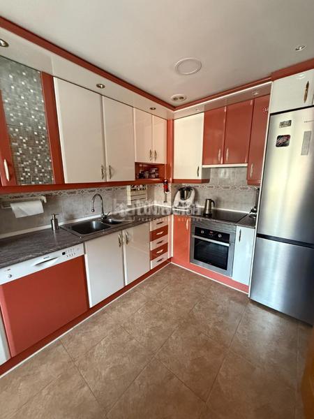Foto 0601fc5d-68dd-4c8e-8c43-b76e742897d0. Casa  en venta en Fuenlabrada ii-el molino Fuenlabrada