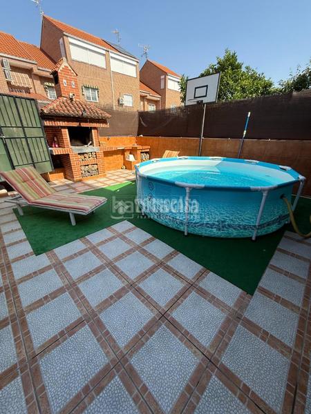 Foto 9fbb86ba-e6a9-4fa4-8757-8d609da2800a. Casa  en venta en Fuenlabrada ii-el molino Fuenlabrada