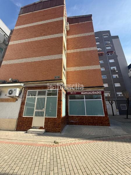 Foto 1052b94a-3827-442c-b1fc-785db6f84806. Rent business premise in Fuenlabrada ii-el molino Fuenlabrada