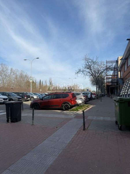 Foto 5b06b25b-599c-4753-8888-bf52a7e97aa4. Aparcament cotxe a Fuenlabrada ii-el molino Fuenlabrada