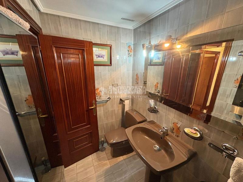 Foto 06c12de4-00af-4324-bc5e-fc76e20a7371. Flat with parking in Txurdinaga Bilbao