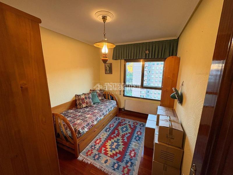 Foto 16bc73cc-f184-4227-8df7-292017570e18. Flat with parking in Txurdinaga Bilbao
