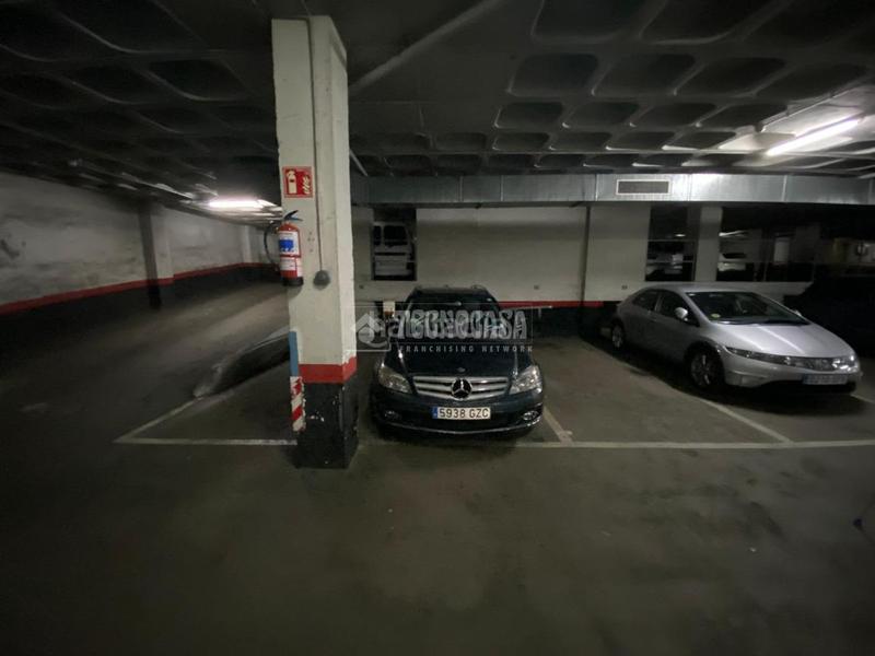 Foto 7ef48090-c9f5-4a47-8541-5c3d0d3255b7. Flat with parking in Txurdinaga Bilbao
