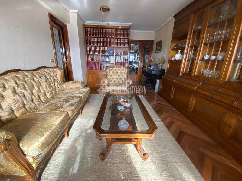 Foto 11844a22-ee3b-4ad4-a76a-af6b8d291d38. Piso  en venta en Txurdinaga Bilbao