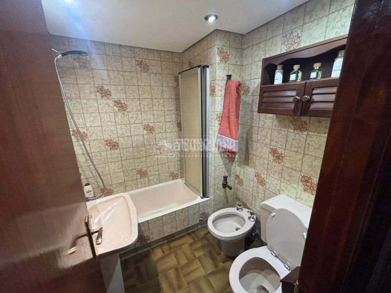 Foto 6819f247-b350-48ba-bbb5-507bfb1faa25. Piso  en venta en Txurdinaga Bilbao