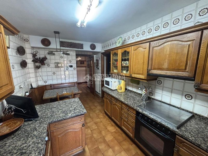 Foto d889e966-6054-42e7-9e5d-0a7f911eca79. Piso  en venta en Txurdinaga Bilbao