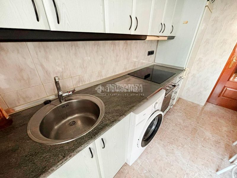 Foto 049d749b-a0be-47c3-927a-b3166ea2287c. Piso  en venta en Utebo