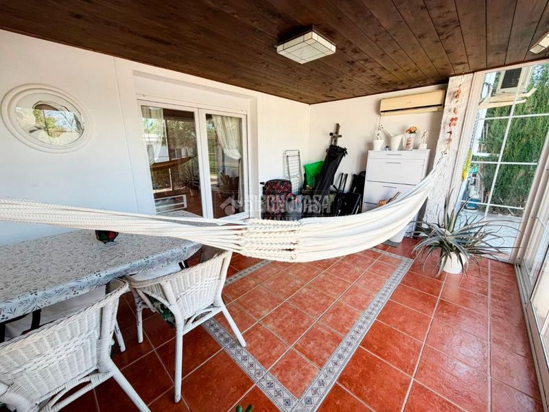 Foto 7cc1ffba-5f81-4111-a06a-fb05b1448ffe. Casa con riscaldamento parcheggio piscina in Pinseque