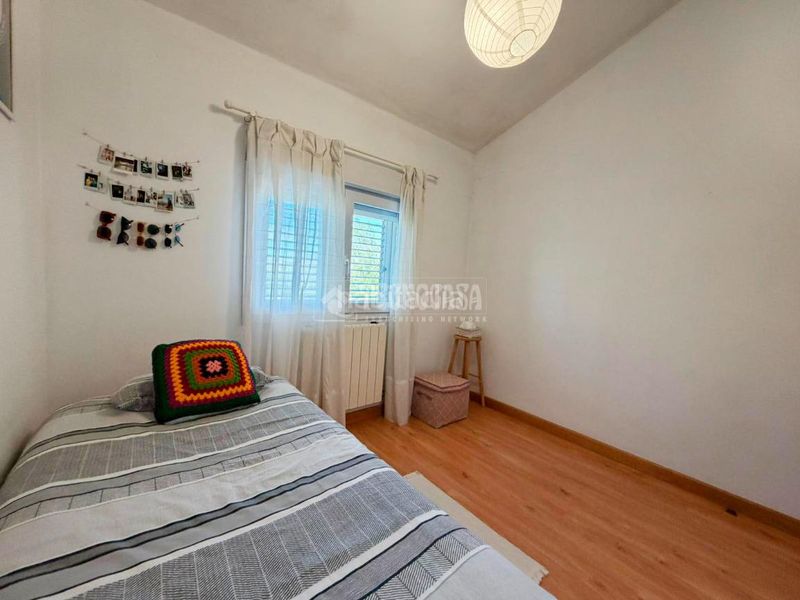 Foto 9ab43d1d-17f9-4f19-88b7-295a5607f5d8. Casa con riscaldamento parcheggio piscina in Pinseque