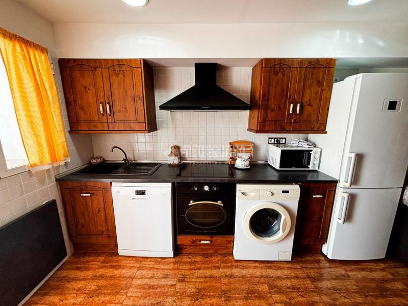 Foto 033362e5-4999-4c10-8ea4-d69efa7c161b. Casa aparellada a Ejea de los Caballeros