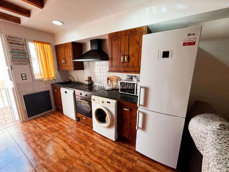 Foto 6fe38e9a-6ba2-47ee-ac70-e925ee018edb. Casa aparellada a Ejea de los Caballeros