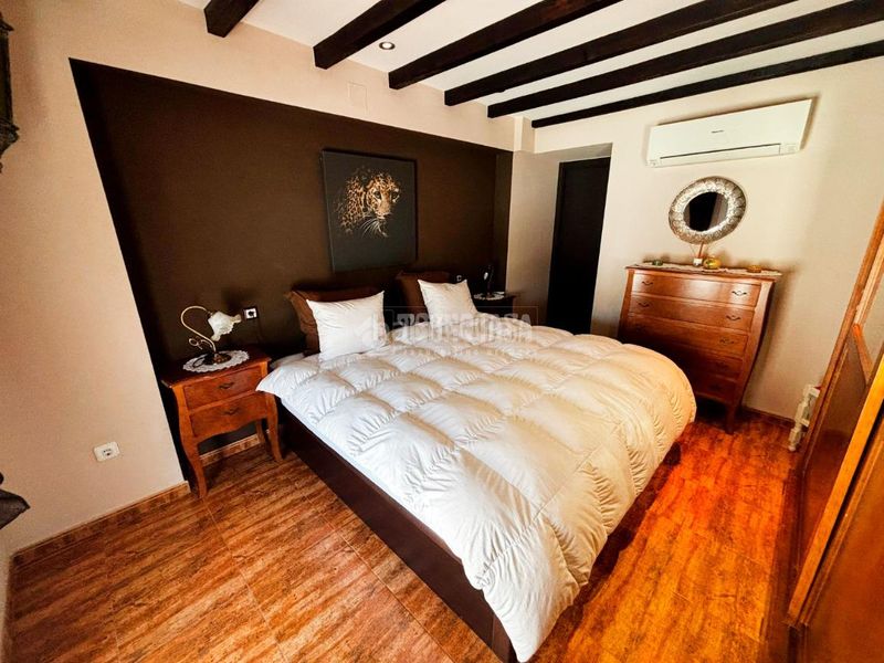 Foto 82058000-688c-4cab-9f7b-407cefccd323. Casa aparellada a Ejea de los Caballeros