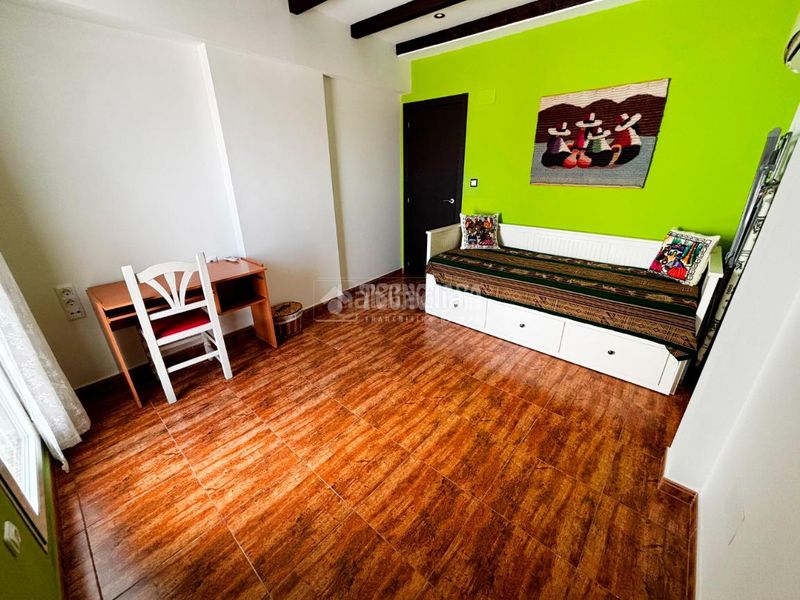 Foto a9817111-84b1-431e-99ef-e7fdc532cc0d. Casa aparellada a Ejea de los Caballeros