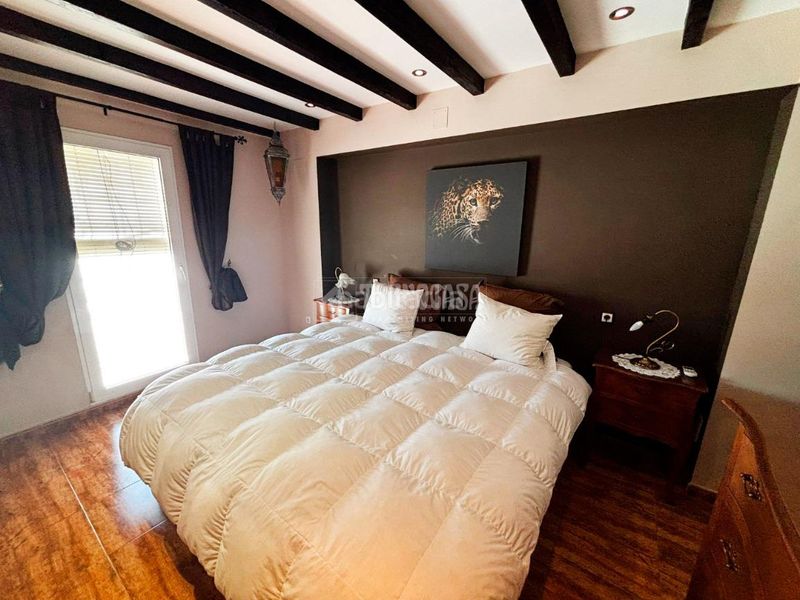 Foto b0567e2e-ac26-4ae2-8b90-5229e70a25cc. Casa aparellada a Ejea de los Caballeros