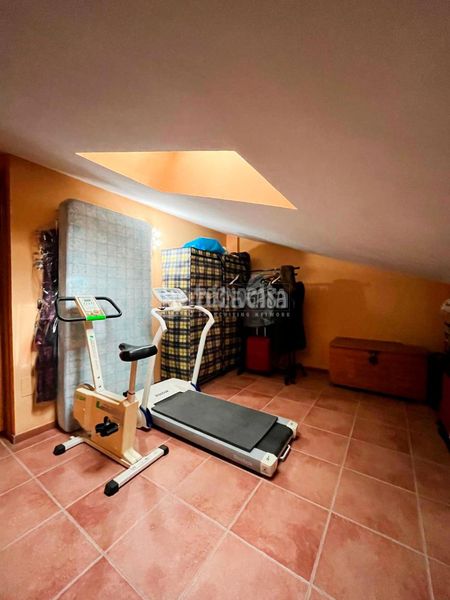 Foto 68223680-7de5-446a-bc75-9239b1e23c07. Casa aparellada amb calefacció a Pinseque