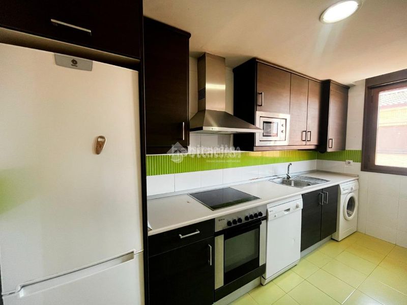 Foto b498e6a0-beb4-443b-8f82-777df0e277f0. Piso  en venta en Sobradiel