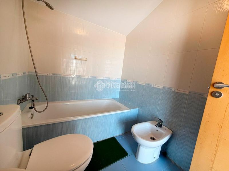 Foto cf2824fc-8edb-47e8-ab2e-64eb3b26d078. Piso  en venta en Sobradiel