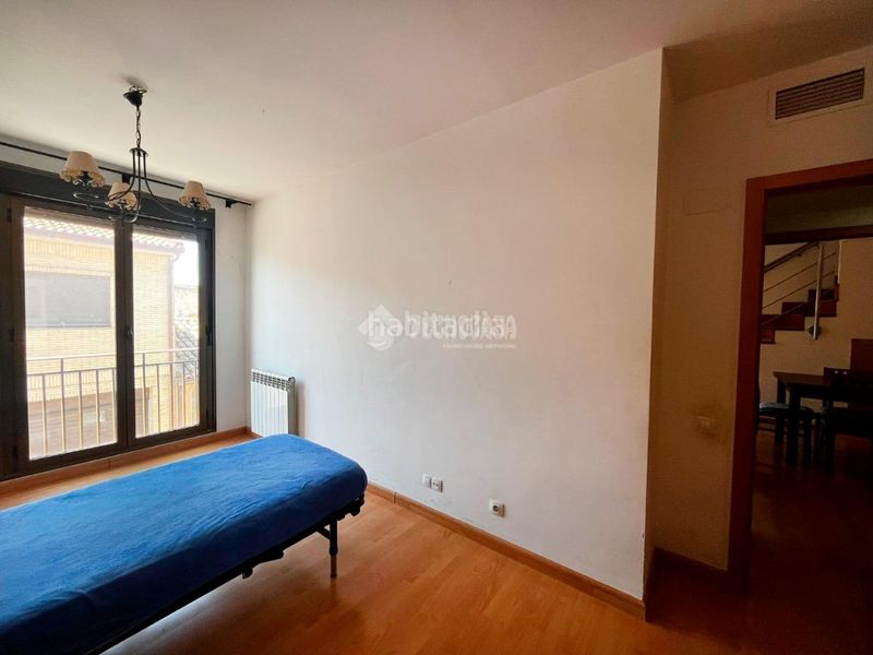 Foto d67d641d-1fe7-4138-af82-b7326d971664. Piso  en venta en Sobradiel