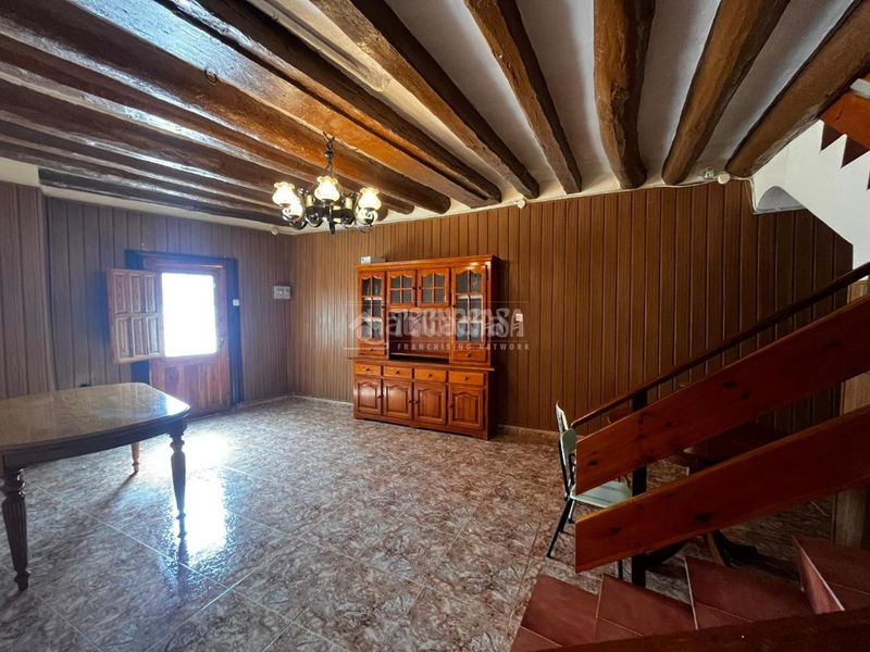 Foto 0e95638c-b964-45c5-aeb1-6ae972da88c0. Casa aparellada a Bárboles
