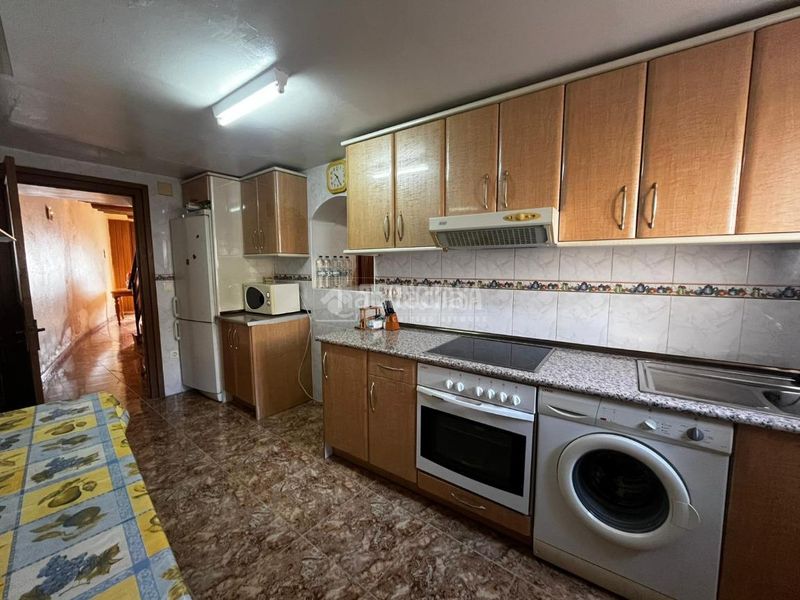Foto ac281443-afea-4603-bf64-c0e02e62a9f0. Casa aparellada a Bárboles
