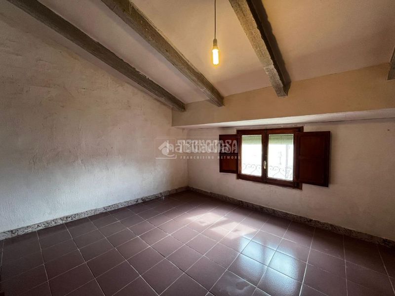Foto c6c49b88-e982-448e-a27f-1950942232ef. Casa aparellada a Bárboles