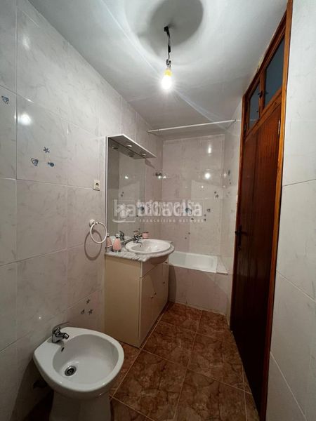 Foto c9abedc0-29d7-4482-8786-f1b1787c5139. Casa aparellada a Bárboles
