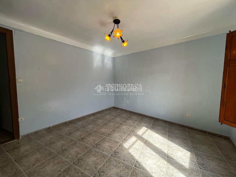 Foto ce91afa4-e61d-48d5-a75f-5bd627da6a77. Casa aparellada a Bárboles