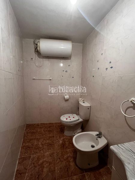 Foto f98c0a31-1fe4-4850-8194-47aff9557ac4. Casa aparellada a Bárboles
