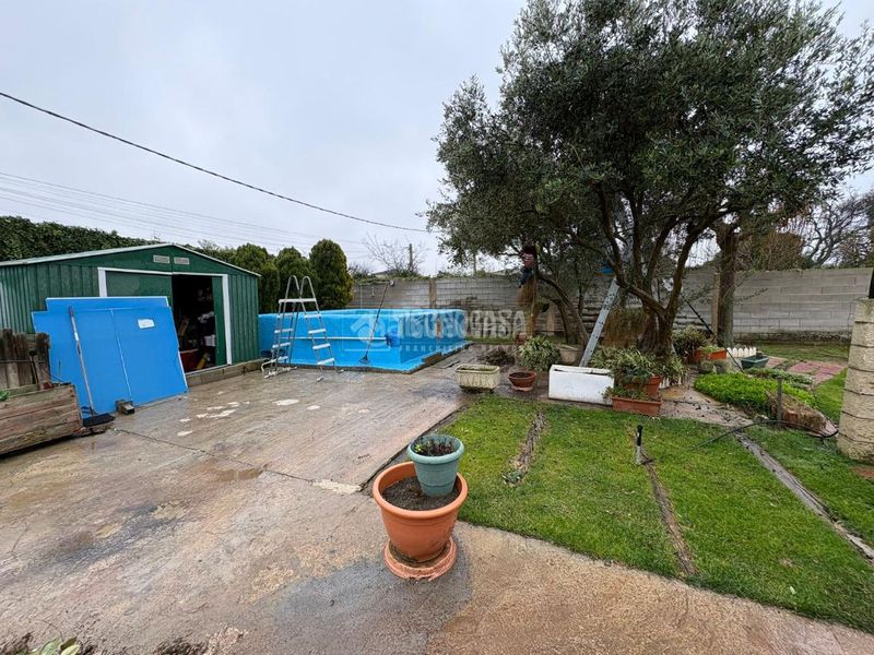 Foto 7ba5a76d-7504-45e5-b8a0-7d6d1090d496. Casa amb piscina a Garrapinillos Zaragoza