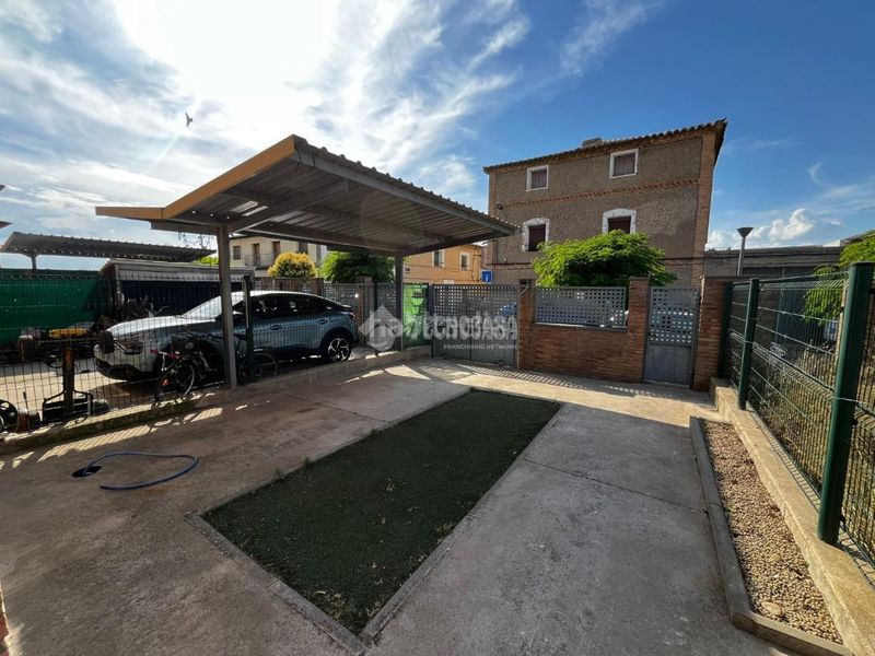 Foto 4a69d36e-f42a-4f7b-8321-277e29e70a68. Casa  en venta en Grisén