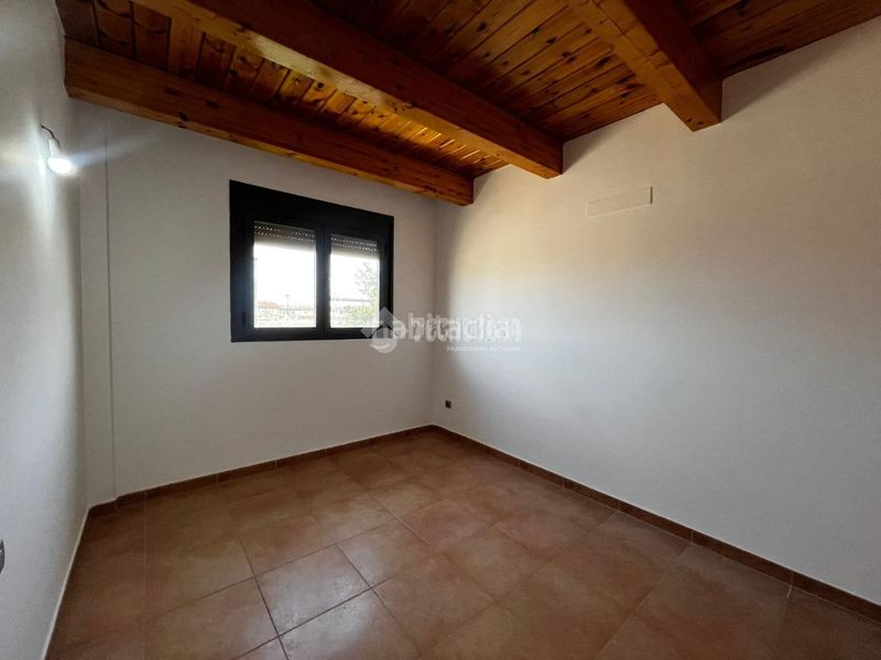Foto 5507b640-f10f-4a42-ad19-961969648b72. Casa  en venta en Grisén