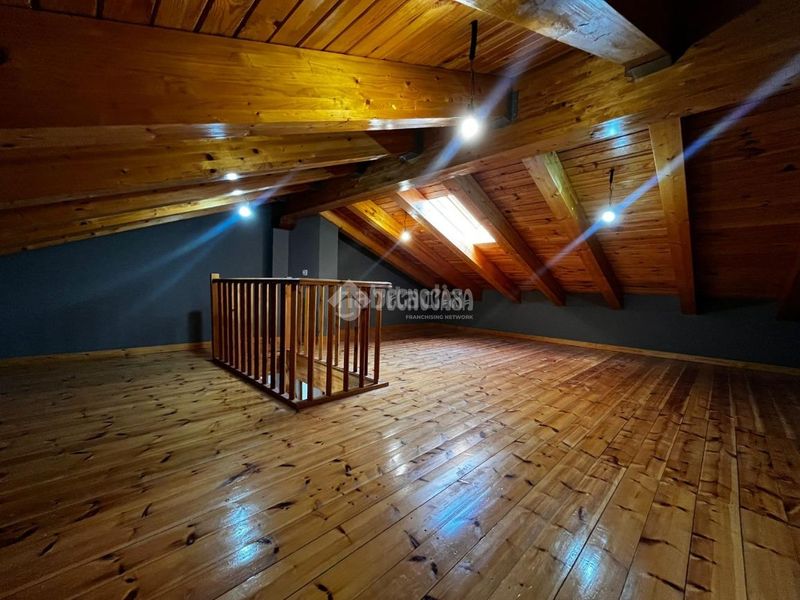 Foto 7132d7a6-18fd-4ec3-bb72-47499b789d82. Casa  en venta en Grisén