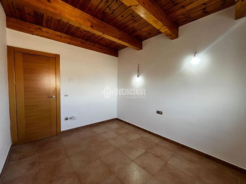 Foto 78f8b68f-9b10-4b9a-898c-cd279d3e1679. Casa  en venta en Grisén