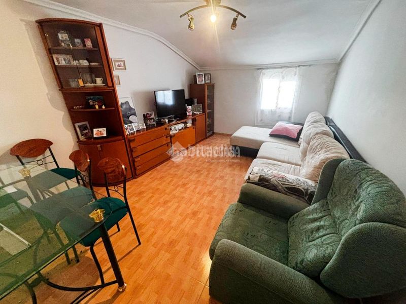 Foto f12ef9a5-a67a-4564-9419-273d65c67631. Pis amb calefacció a Gallur